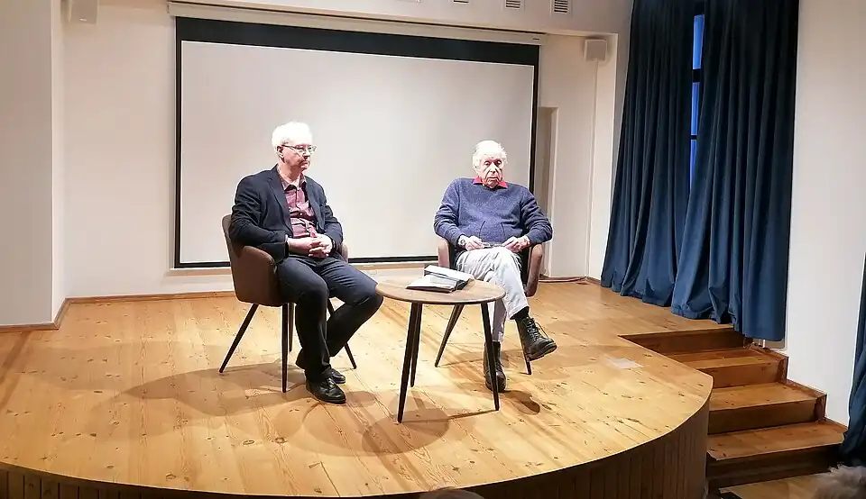 Выступление поэта Юрия Ряшенцева