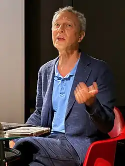 «Совершенная форма не важна»