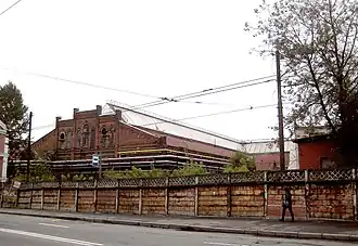 Здание кузницы в кирпичном стиле