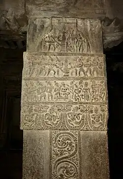 Барельеф в Храме Малликарджуна, VIII век