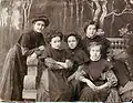 Студентки гимназии, 1910&nbsp;г.
