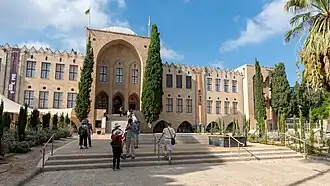 Главный вход в музей