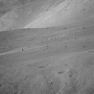 «Челленджер» (левее центра), снятый Шмиттом со Station 6 на камеру с 500-мм объективом