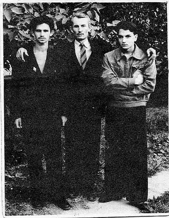 Слева направо: А. Г. Гидони, В. А. Бернадский, В. Э. Лазарянц. Дубравлаг, 1958 год