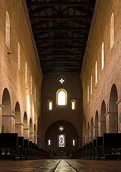 Восточная часть церкви