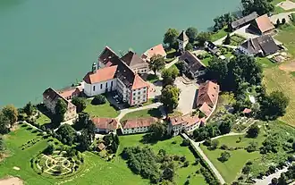 Вид замка с севера