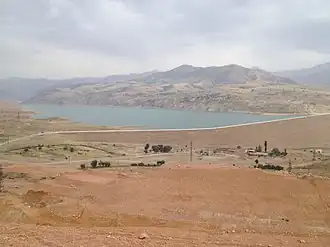 Ахангаранское водохранилище и его плотина