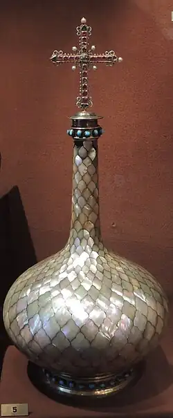 Священный сосуд алавастр