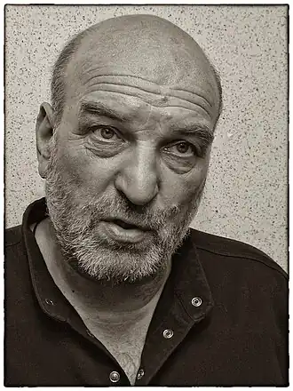 Студийная фотография, 1 января 2000 года
(фото Игоря Верещагина)