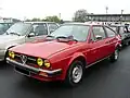 Alfa Romeo Alfasud Sprint Veloce 1975 года с продольно расположенным двигателем