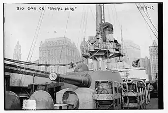 194-мм орудие Modèle 1893-96 на броненосном крейсере «Амираль Об» типа «Глуар»