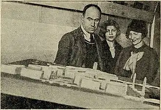 Андре Люрса на выставке проектов Дворца Техники