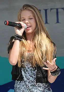 Анна Маргарет, апрель 2010 года