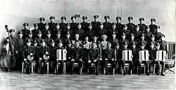 Первый ряд слева направо: 4-й Поляничко А. Г.