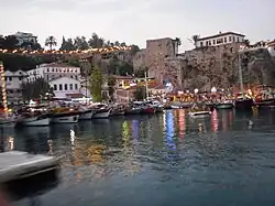 Старая гавань в сумерках