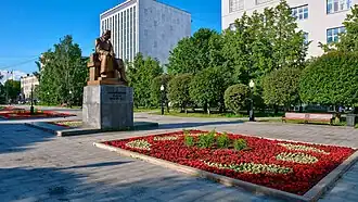 Памятник А.&nbsp;С.&nbsp;Попову