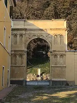 Арка дель Фальконетто, Эсте. Падуя