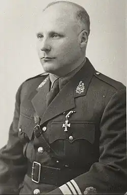 Артур Тенно в 1937-1938 г.