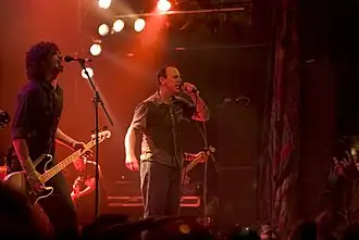 Bad Religion на концерте в 2005 году.