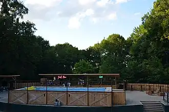 Бар с бассейном в Зелёном театре (2014)