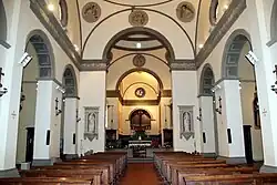 Интерьер базилики