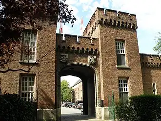 Ворота, ведущие в замок