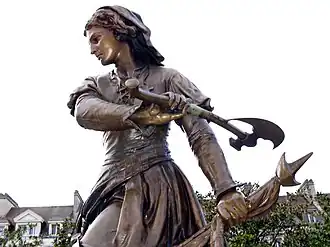 Бронзовый памятник Жанне Ашетт, установленный в Бове в 1851 году