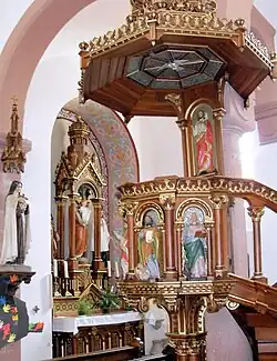 Внутреннее убранство