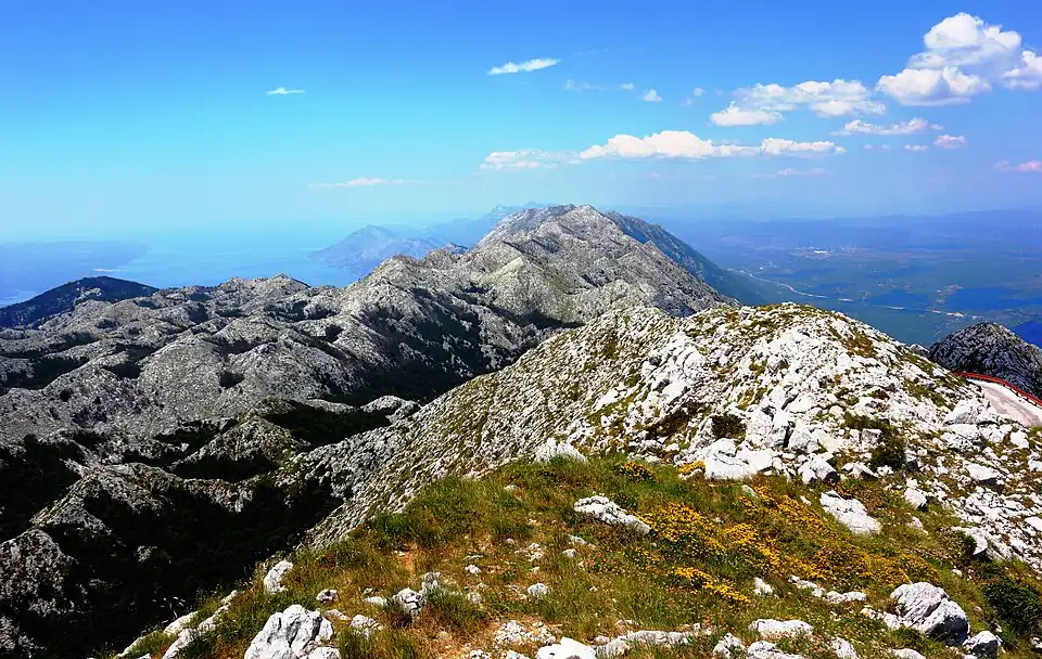 Вид с в. Свети-Юре на северо-запад