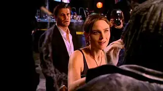 Темперанс Бреннан у мумифицированного тела Маунта