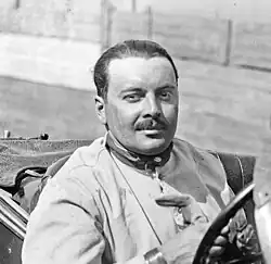 Борис Ивановский после победы в Кубке Жоржа Буало на Alfa Romeo. 1928 год.