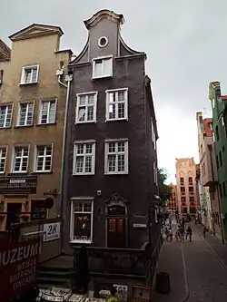 Дом, в котором проживал Гуго Конвенц в Гданьске по адресу Мариацкая, 28. 2016&nbsp;г.