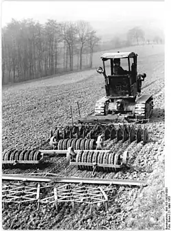 Дискование, в связке дисковая борона, кольчато-зубчатый каток, зубовая борона