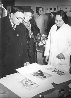 Академик С. Герасимов и немецкий график, профессор Леа Грундиг в Дрезденской высшей школе изобразительных искусств, 1955 год