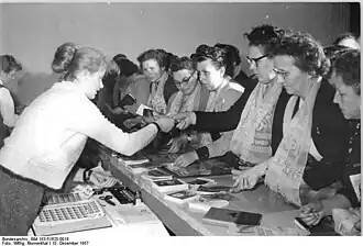 Специальный почтамт (нем.&nbsp;Sonderpostamt)на VI Конгрессе Демократического женскогосоюза Германии (1957)