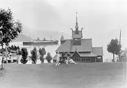 1925 год, Церковь Сятого Олафа в Балестранне, на заднем плане океанский лайнер «Мюнхен»