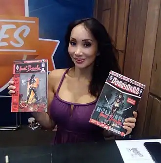 Селин Тран на выставке Japan Expo 2017