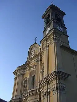 Фасад приходской церкви