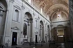 Контрфасад