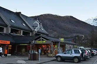 Магазин Carrefour Montagne