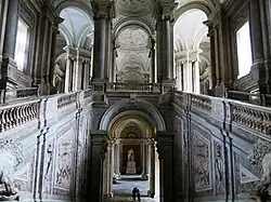 Парадная лестница дворца