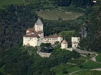 Общий вид замка