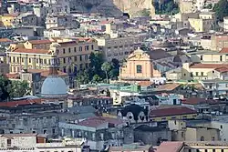 Церковь Скальци в панораме Неаполя