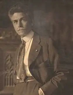 Чарльз Гарольд Дэвис примерно в 1914 году