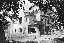 Строящийся дом Чехова, 1899 г.