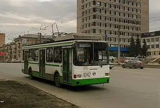 ЛиАЗ-5280 по проспекту Ленина