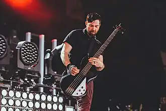 Дин Бернардини в составе Chevelle на концерте Pointfest, 2015 г.