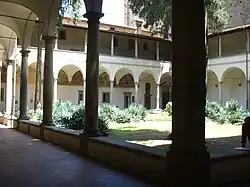 Кьостро (монастырский двор)