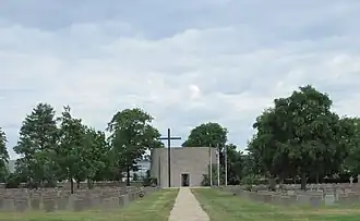 Военное кладбище