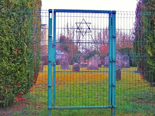 Еврейское кладбище